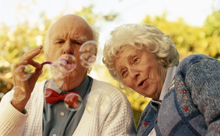 ʲô�ǰ� What is love