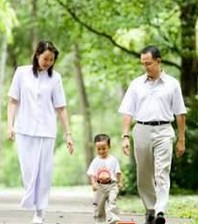 ��ʲô�ر��㣬�ҵ�˫�� We Owe a Lot to Our Parents